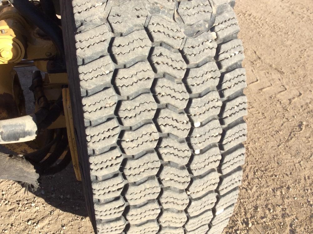 gallery 2015 Caterpillar 140M3AWD Motor Grader