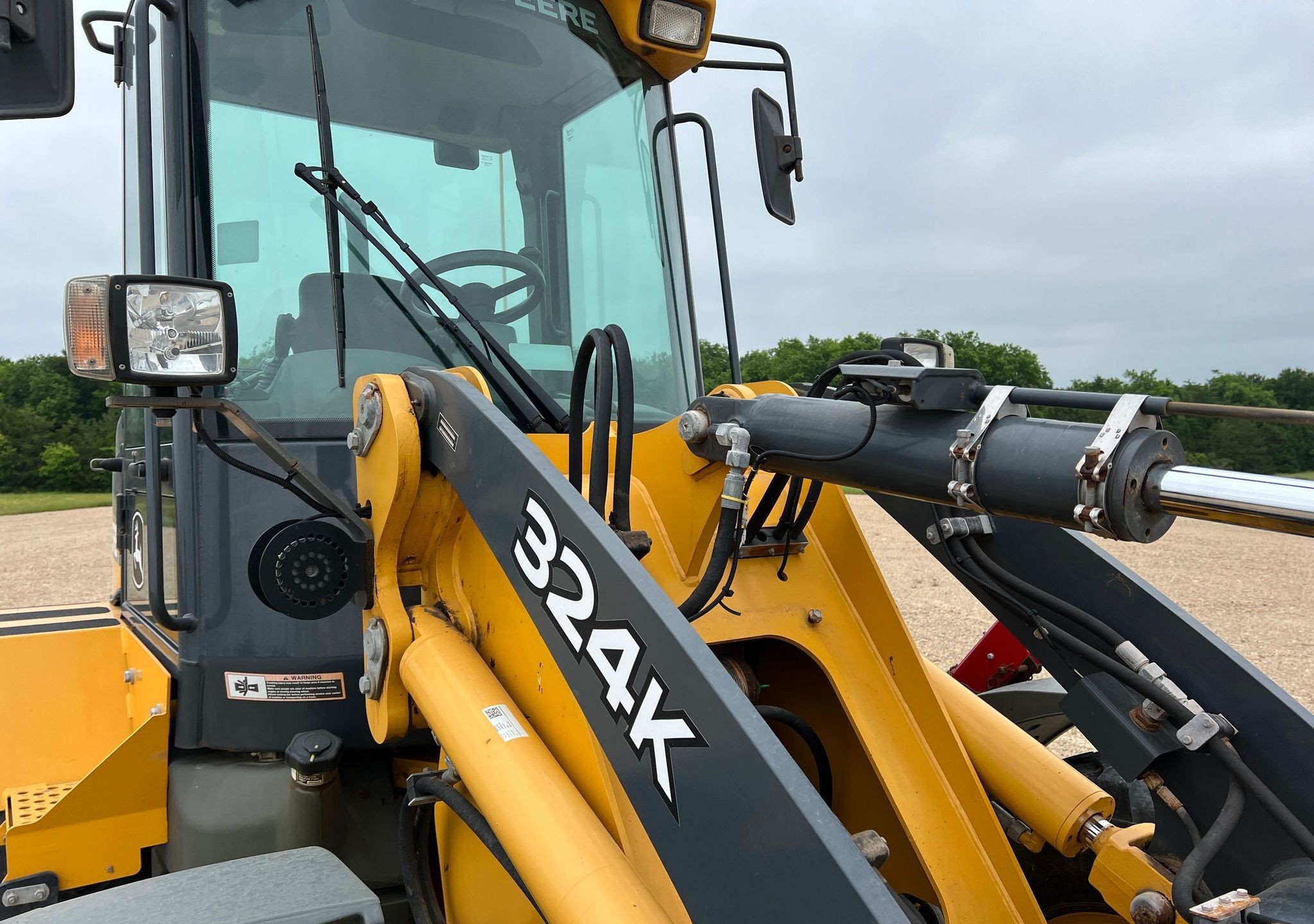 gallery 2016 John Deere 324K wheel loader