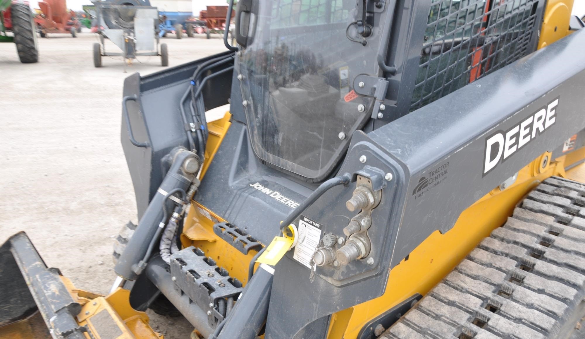 gallery 2022 John Deere 331G Compact Track Loader