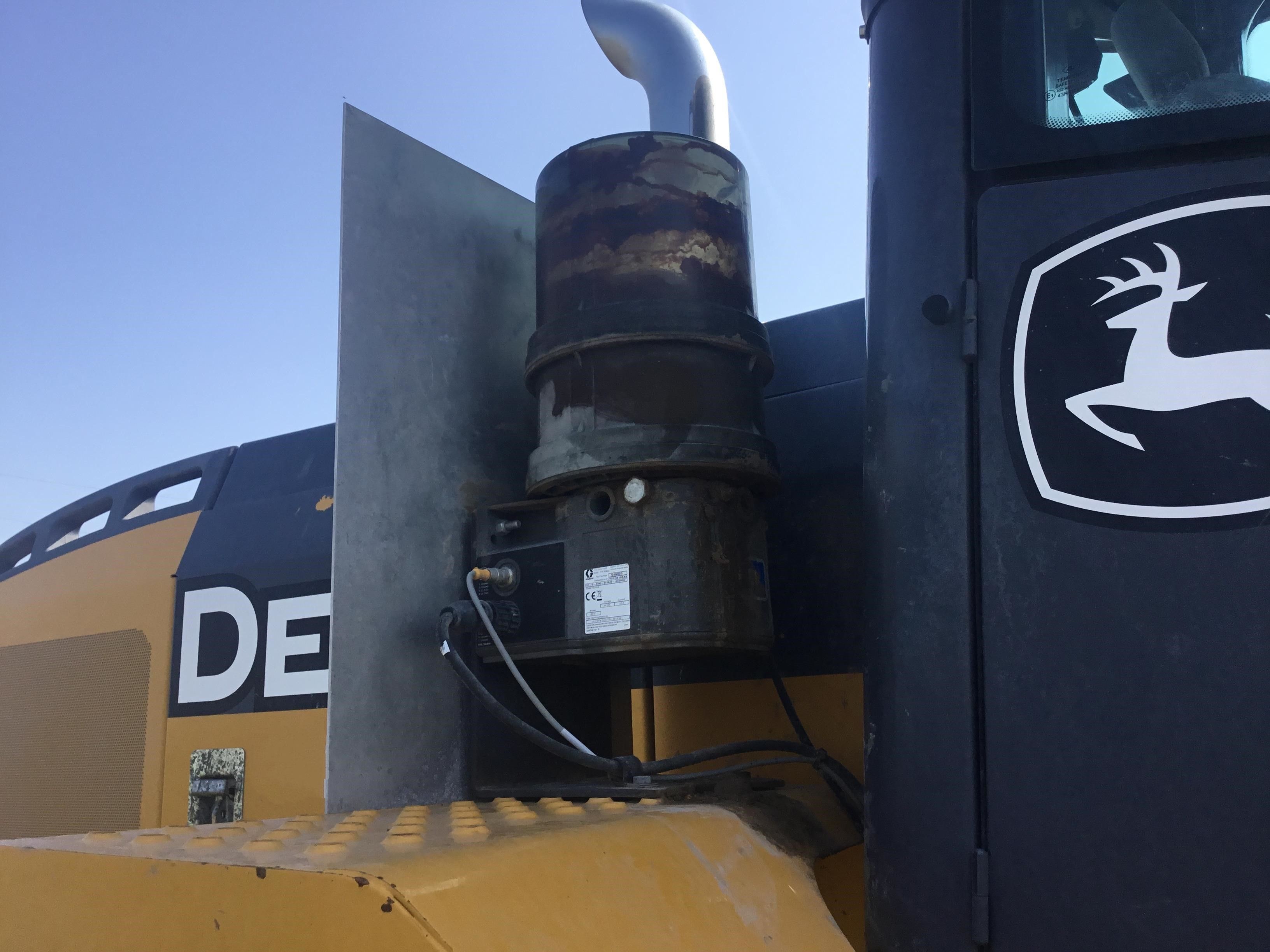 gallery 2015 John Deere 544K High Lift Wheel Loader