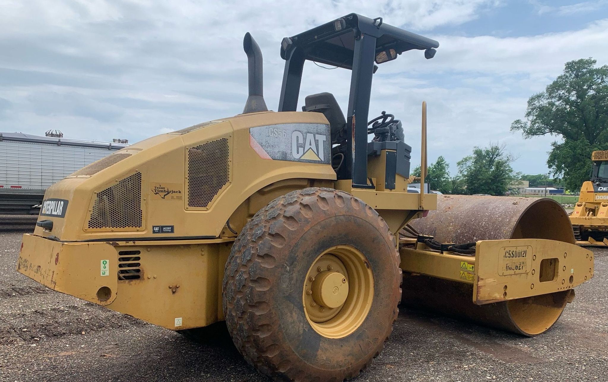 gallery 2008 Caterpillar CS56 single drum vibratory roller