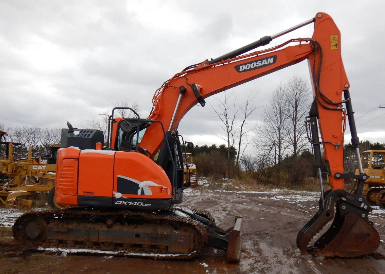 gallery 2014 Doosan DX140LCR excavator