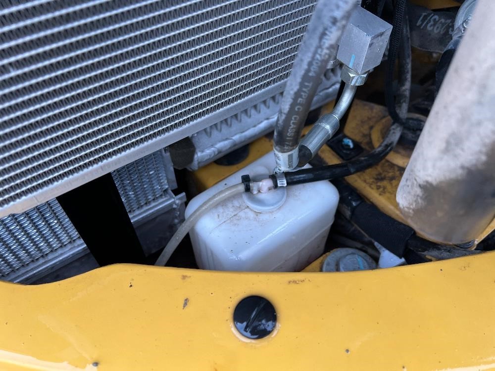 gallery 2018 Caterpillar 305.5E2 Mini Excavator