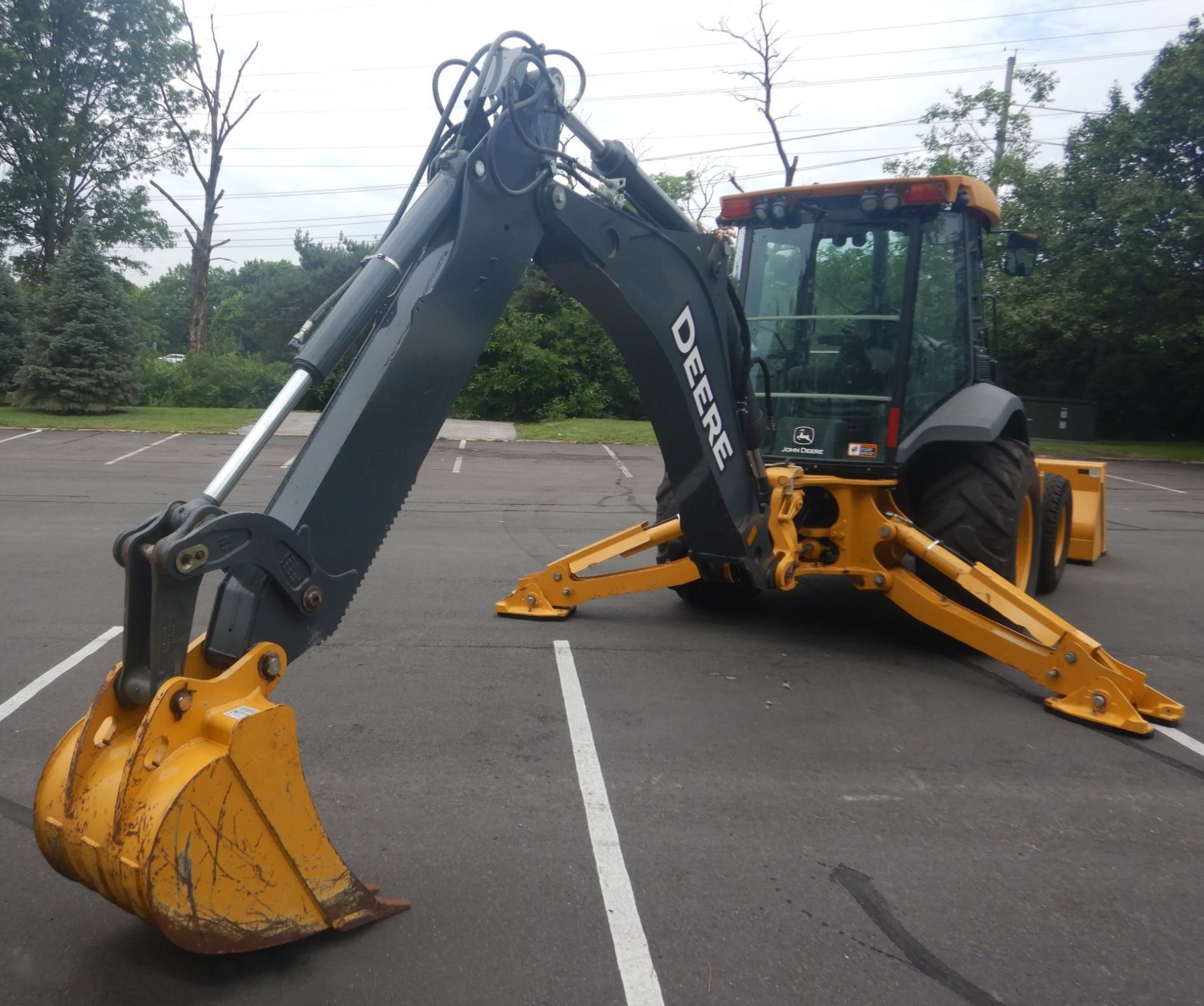 gallery 2015 John Deere 410L backhoe