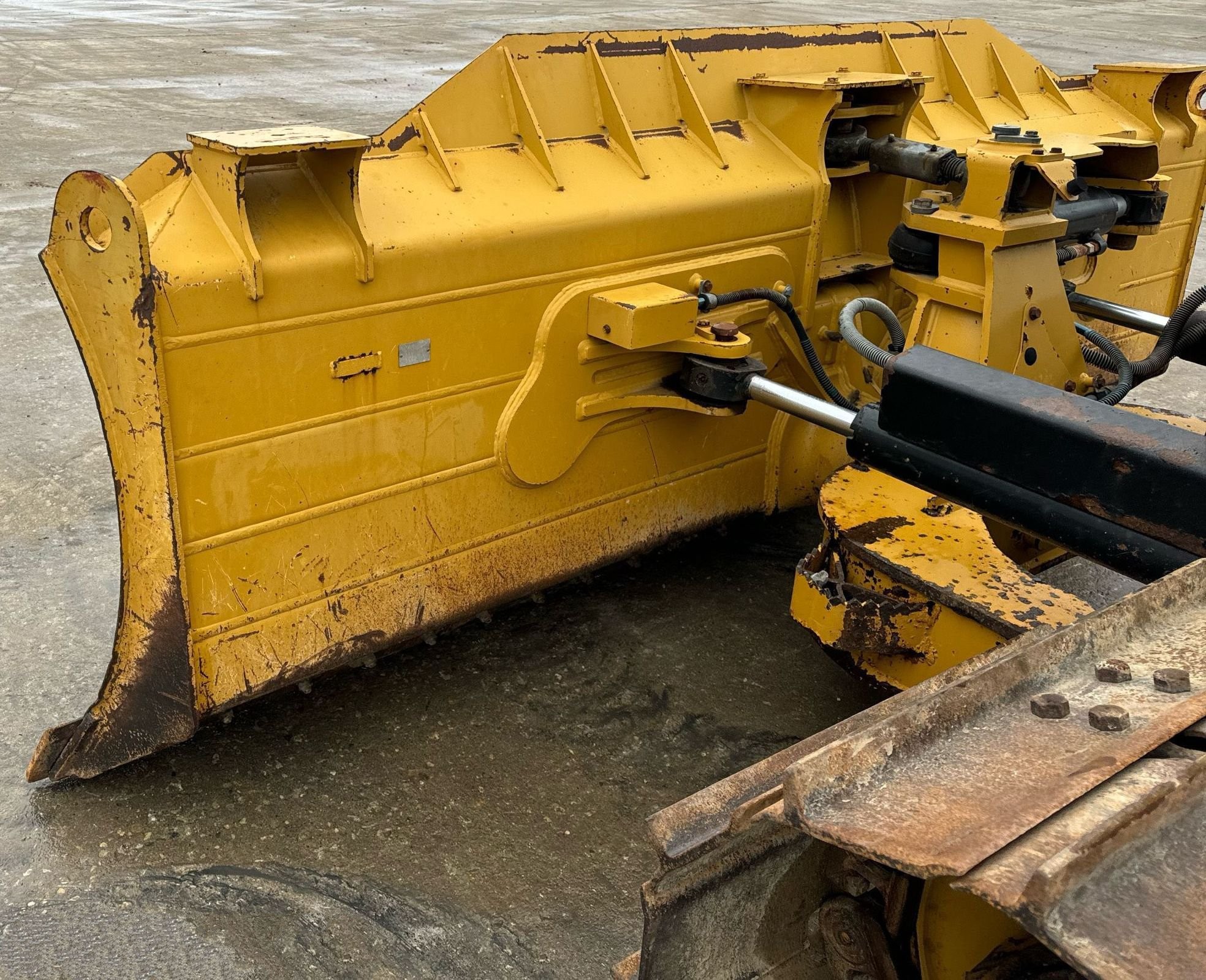 gallery 2016 Caterpillar D6K2 LGP dozer