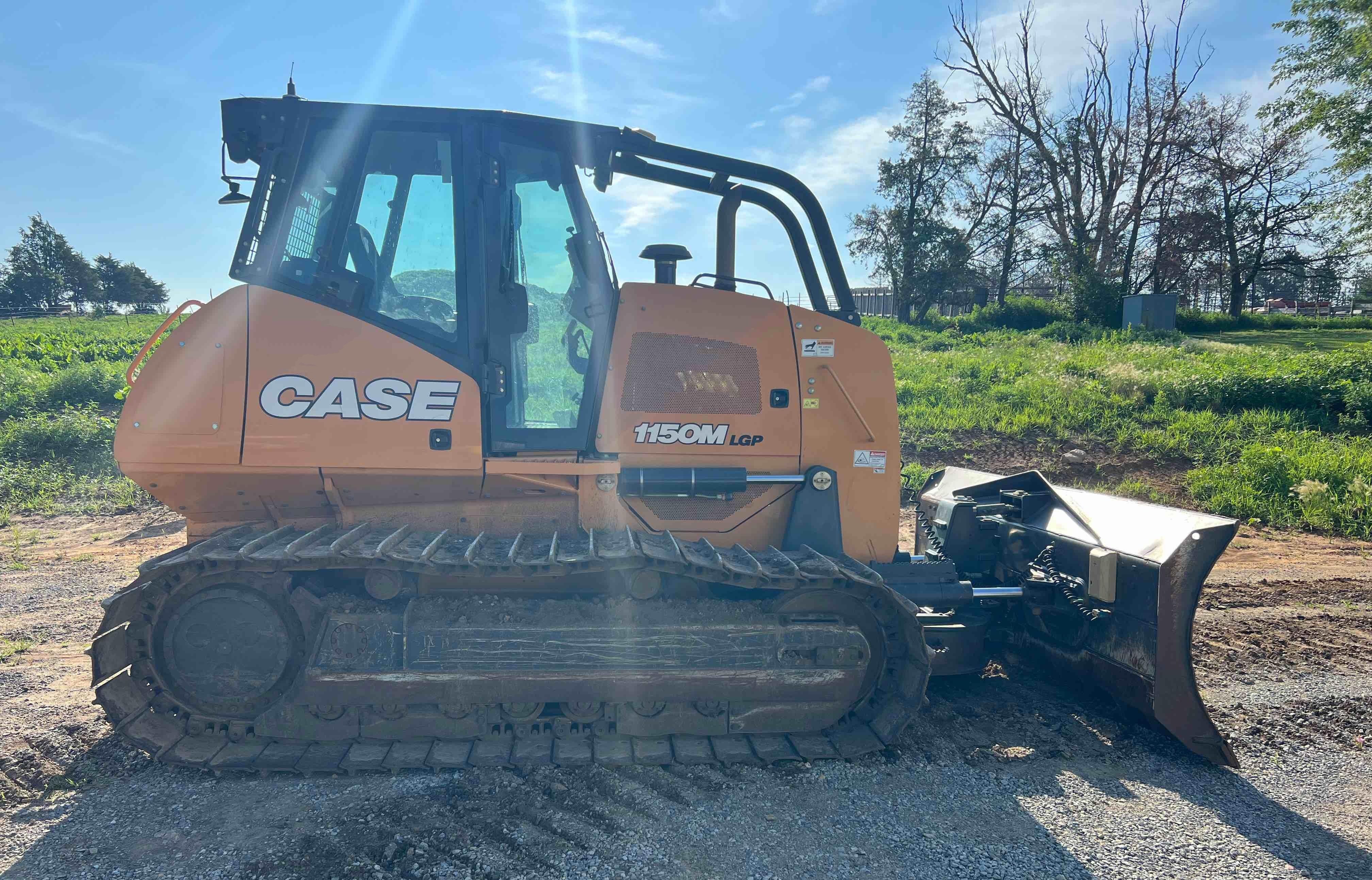 gallery 2017 Case 1150M LGP Crawler Dozer
