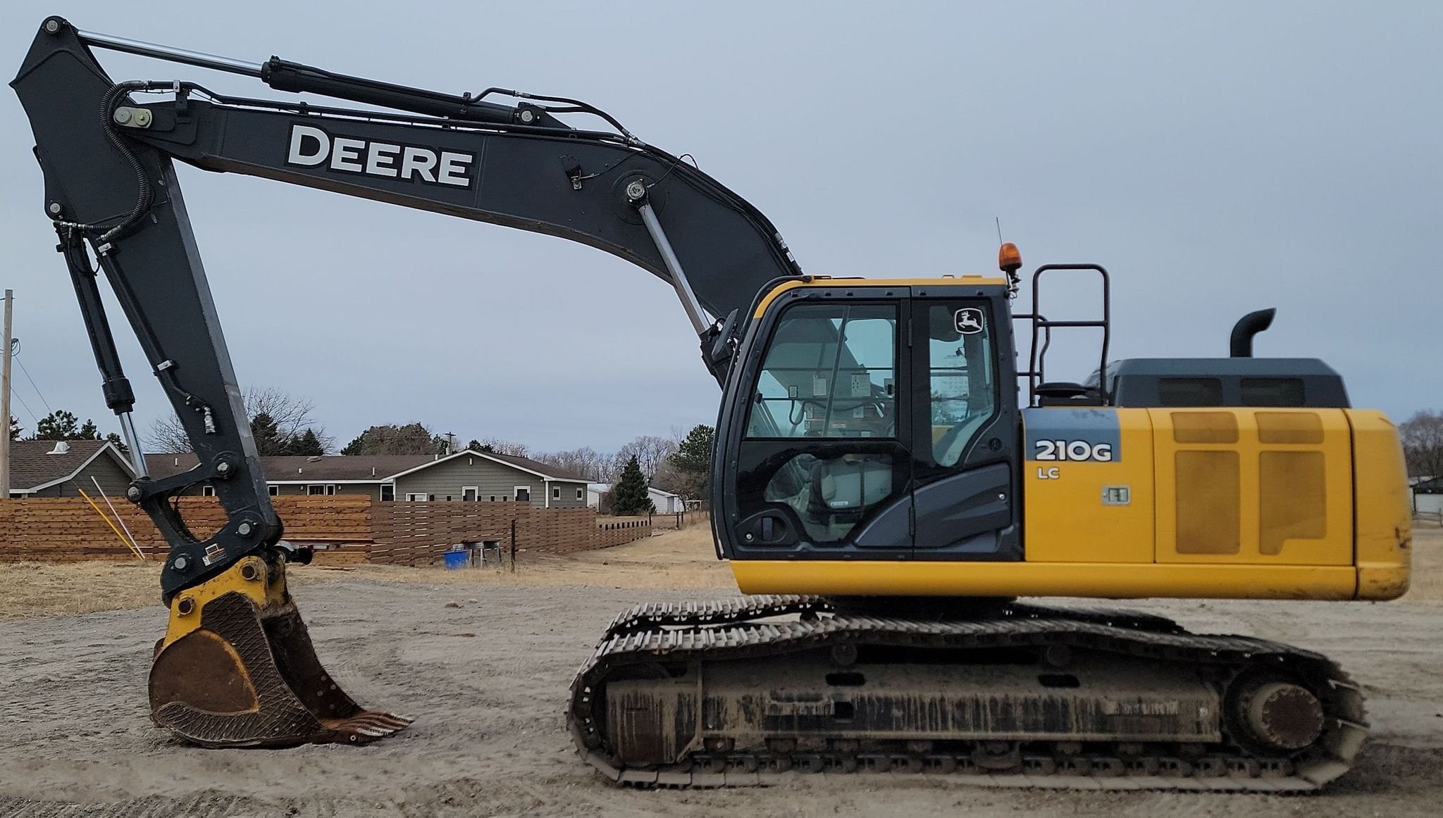 gallery 2018 John Deere 210G LC excavator
