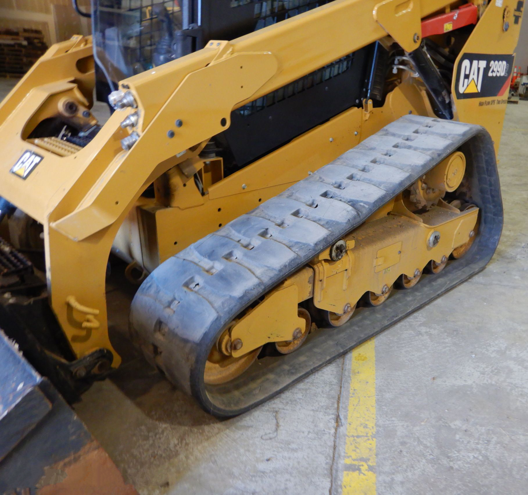 gallery 2018 Caterpillar 299D2 skid steer