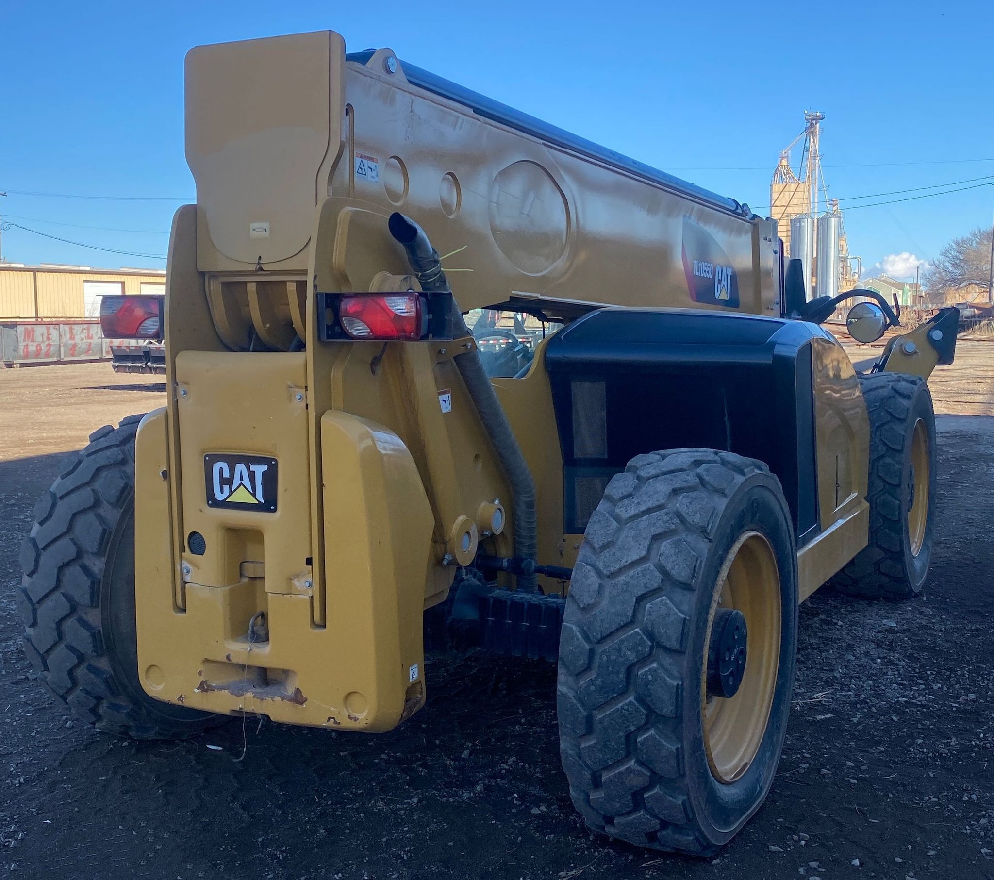 gallery 2017 Caterpillar TL1055D telehandler