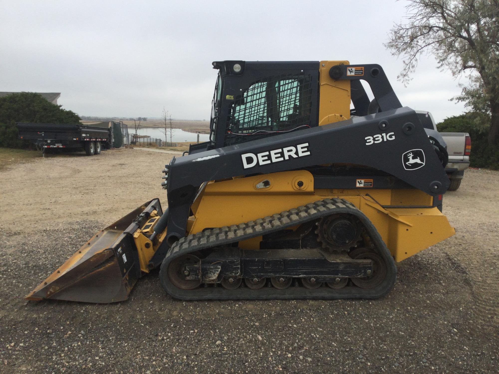 gallery 2018 John Deere 331G Skid Steer