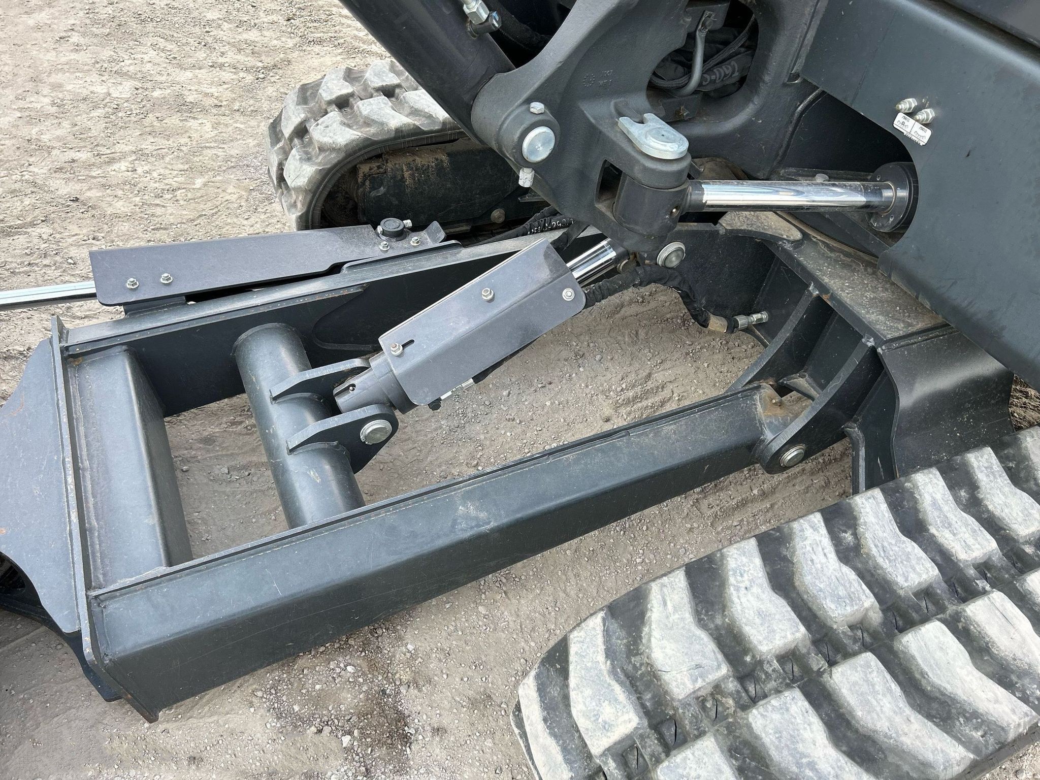 gallery 2021 Bobcat E42 R2 series mini excavator