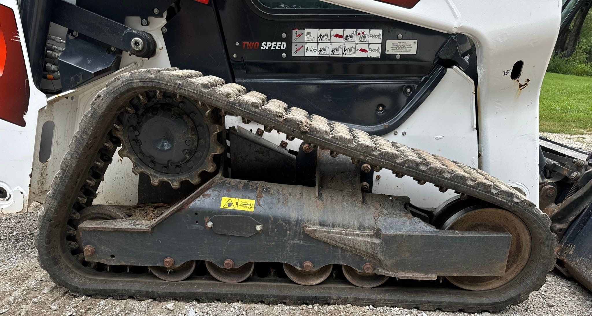 gallery 2022 Bobcat T76 R-Series tracked skid steer loader
