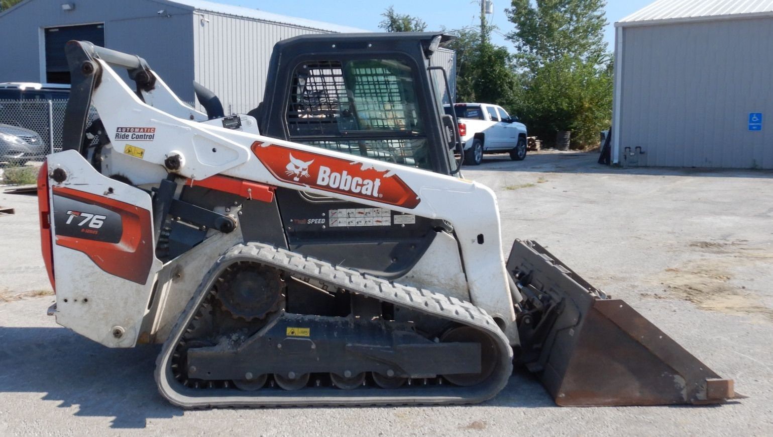 gallery 2020 Loader Bobcat T76 Skid Steer