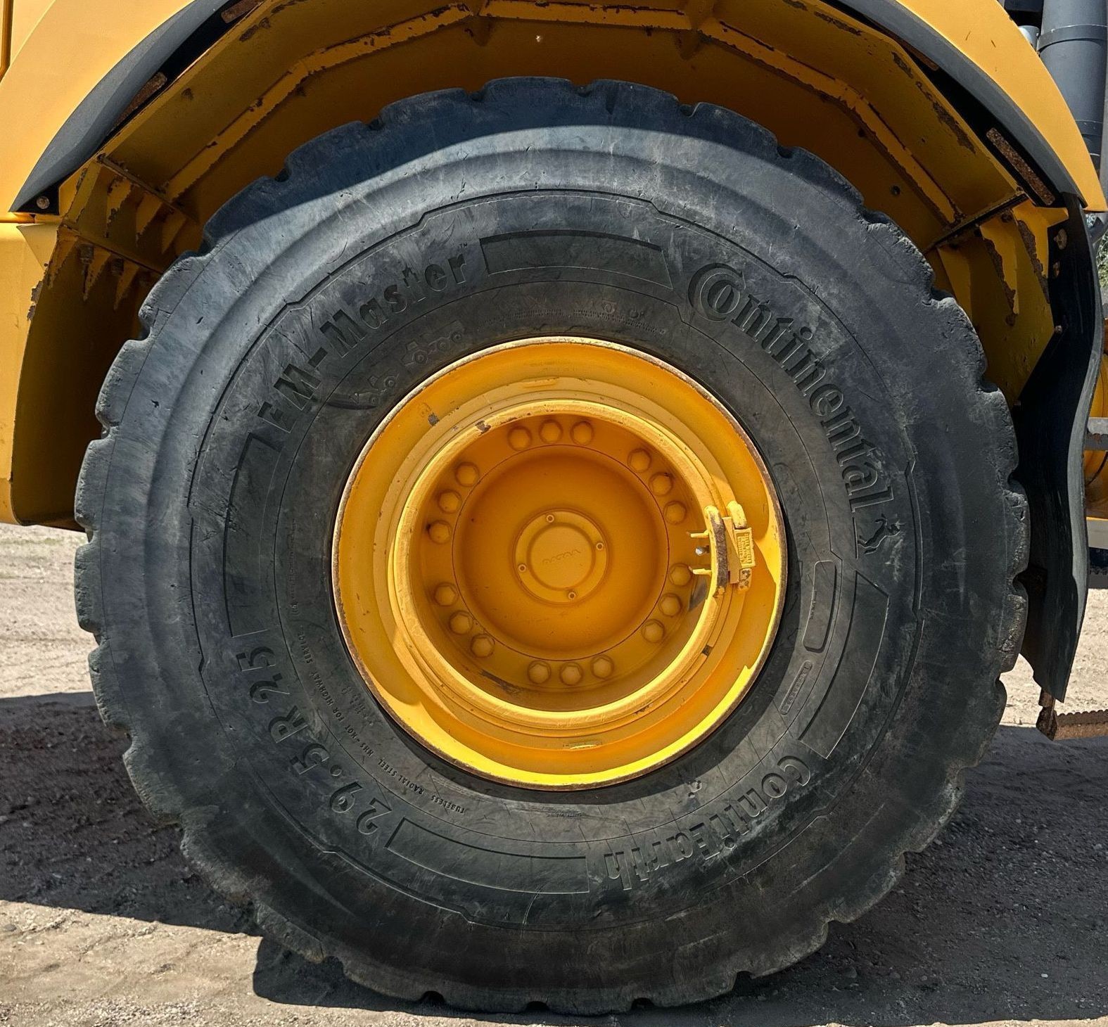 gallery 2011 Volvo A40F haul truck