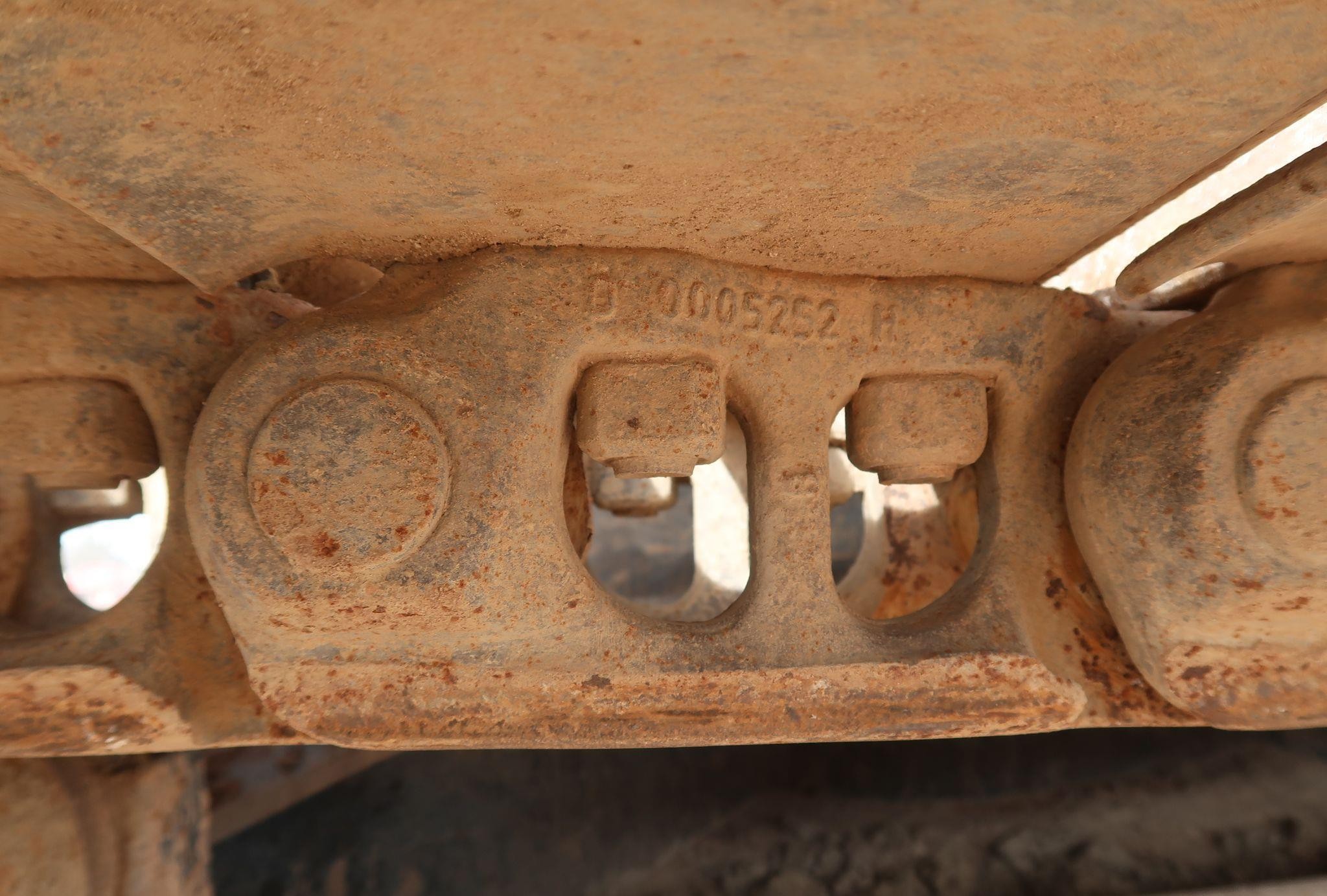 gallery 2015 John Deere 210G LC  excavator