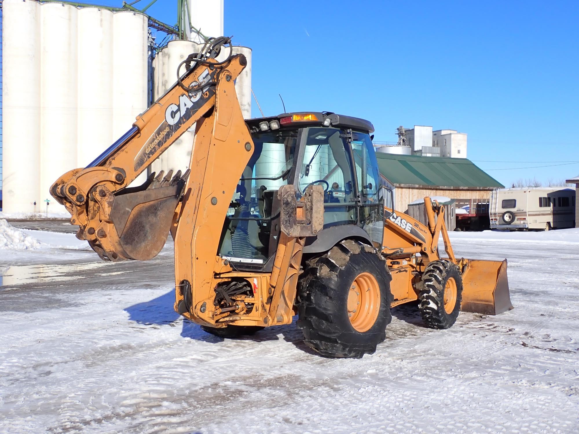 gallery 2011 Case 580 Super N WT 4x4 Backhoe WExtendahoe