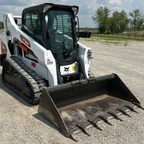 2021 Bobcat T595 tracked skid steer loader