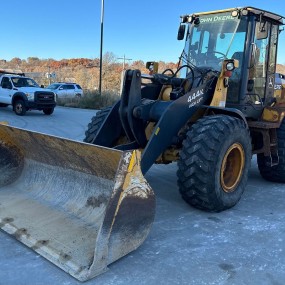 2013 John Deere 444K wheel loader