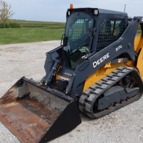 2019 John Deere 317G tracked skid steer loader