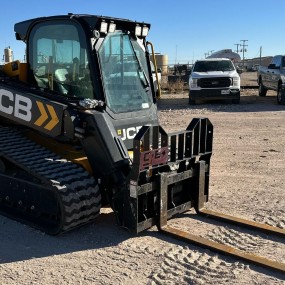 2022 JCB 3TS-8T tracked skid steer loader
