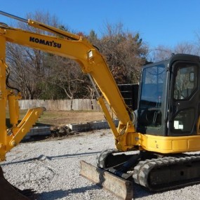 2006 Komatsu PC50MR-2 mini excavator