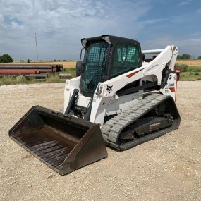 2018 Bobcat T870 Compact Track Loader