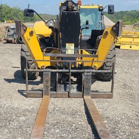 2018 Caterpillar TL1255D telehandler
