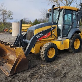 2016 John Deere 310SL backhoe