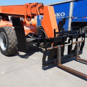 2012 JLG Skytrak 10054 telehandler