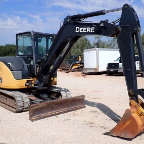 2016 John Deere 60G mini excavator