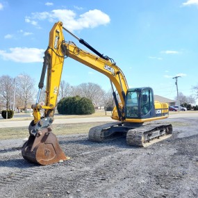 2011 JCB JS220LC Excavator