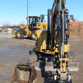 2016 Caterpillar 304E2 CR mini excavator