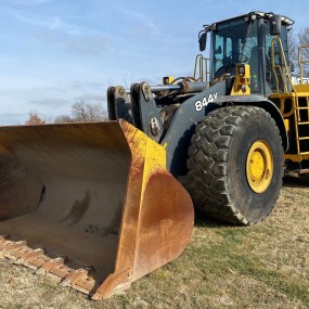 2011 John Deere 844K wheel loader