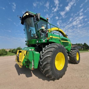 2015 John Deere 7980 Self-Propelled Forage Harvester