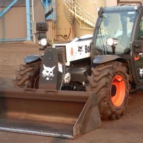 2018 Bobcat V519 telehandler