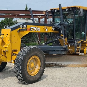 2016 John Deere 770G motor grader