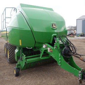2016 John Deere L340 square baler