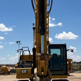 2018 Caterpillar 323 excavator