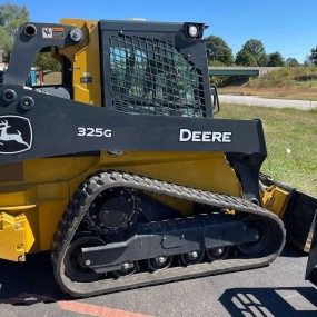 2021 John Deere 325G tracked skid steer loader