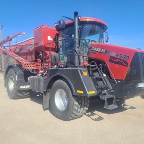 2014 Case IH Titan 4530 Dry Fertilizer Applicator