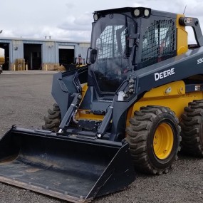 2022 John Deere 330G skid steer loader
