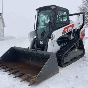 Bobcat T76 R-Series Compact Track Loader