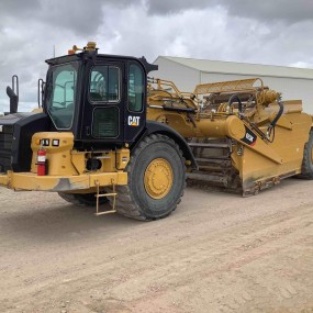 2017 Caterpillar 623K Self Propelled Elevating Scraper