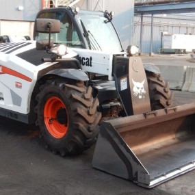 2018 Bobcat V519 telehandler