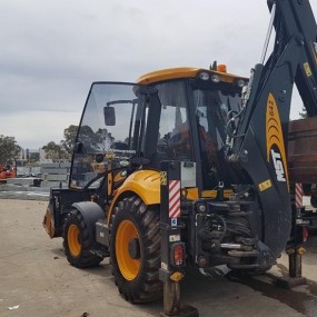 2015 MST 642 SERIES BACKHOE