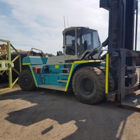 2013 SMV 70,000LBS FORKLIFT