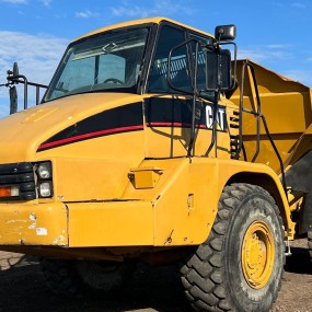 2002 Caterpillar 730 haul truck