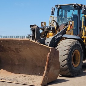 2012 John Deere 744K wheel loader
