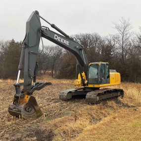2008 John Deere 240D LC Excavator