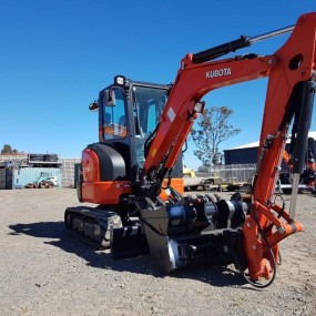 2017 KUBOTA U35-4R3